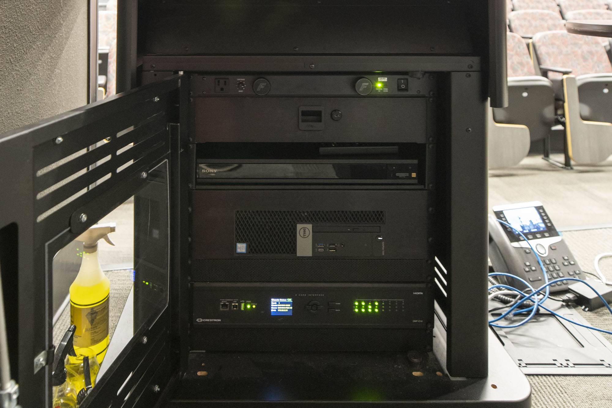 Equipment rack