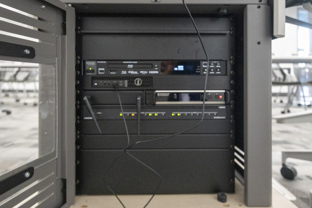 Equipment rack