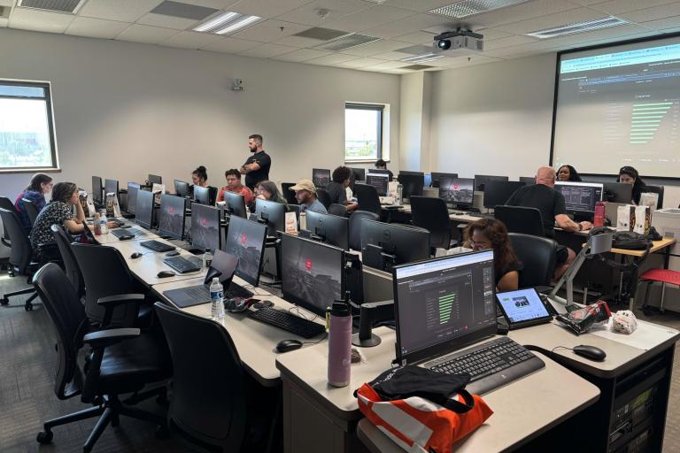 Participants competing in Splunk's BOTS challenge at UNLV.